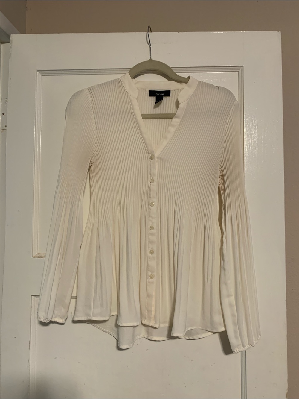 Alfani Cream Pleated Button-Front V-Neck Blouse